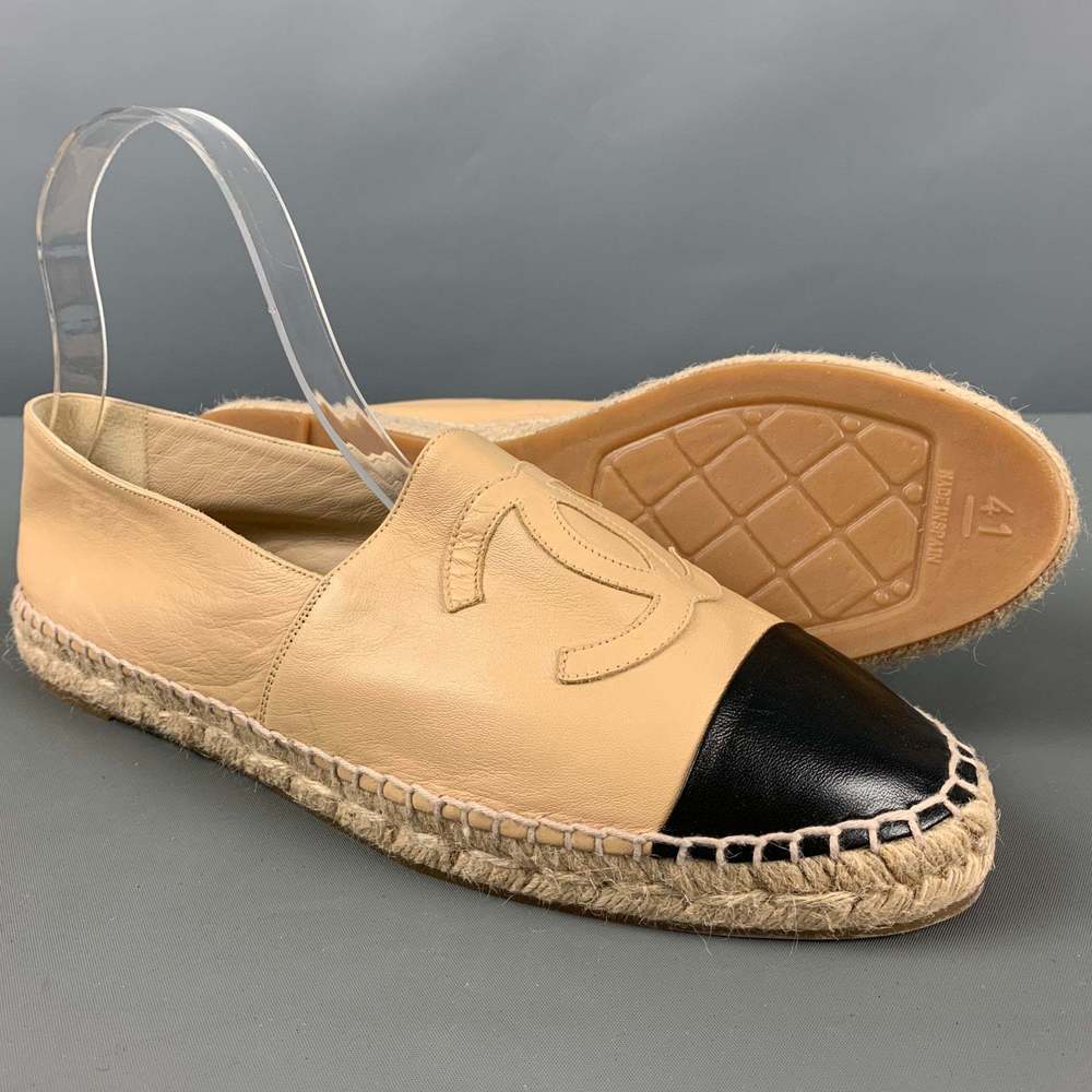 CHANEL Beige Black Leather Lamb Skin Espadrille Flats - Picture 5 of 9